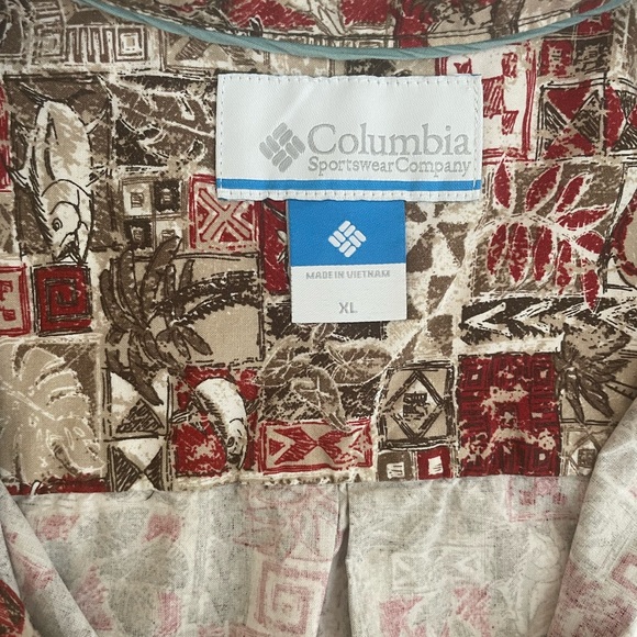 Columbia XL AOP Mens Beige Red Green Fish Palm Trees Print Button Front Shirt - Picture 3 of 4